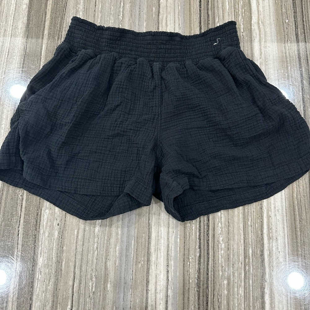 Black dressy shorts size large